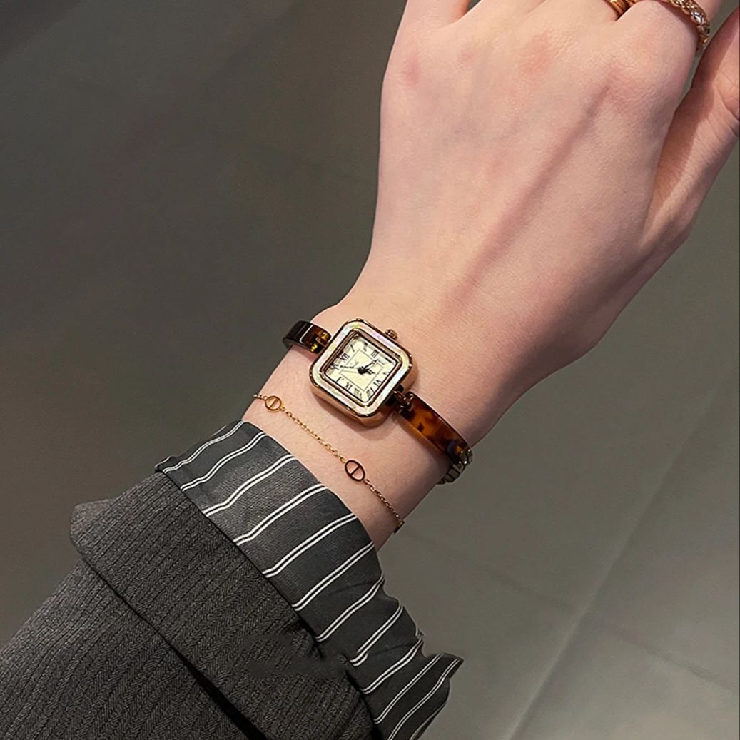 로마 숫자와 사각형 다이얼이 있는 럭셔리 빈티지 여성용 - Jewelry Watches Vintage 리뷰 및 가격
